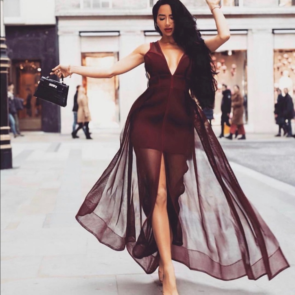 Dress - Picture 2 of 4